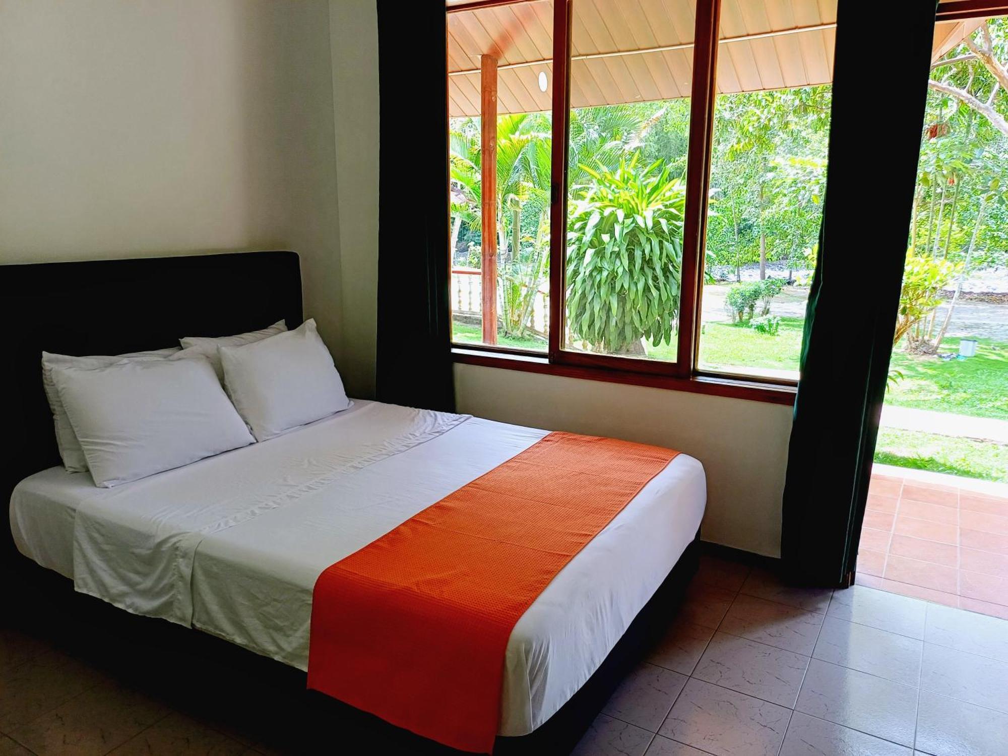 Hotel Campestre La Gaitana Tobia Exterior photo