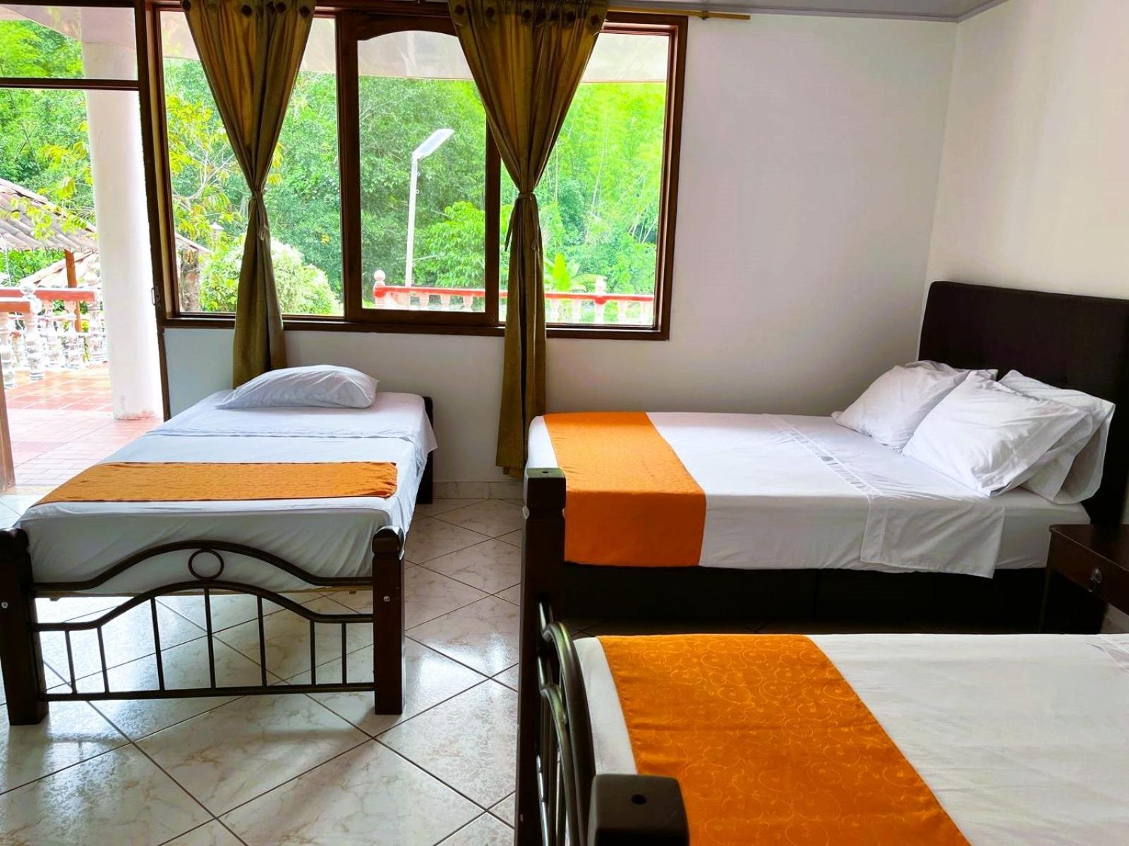 Hotel Campestre La Gaitana Tobia Exterior photo