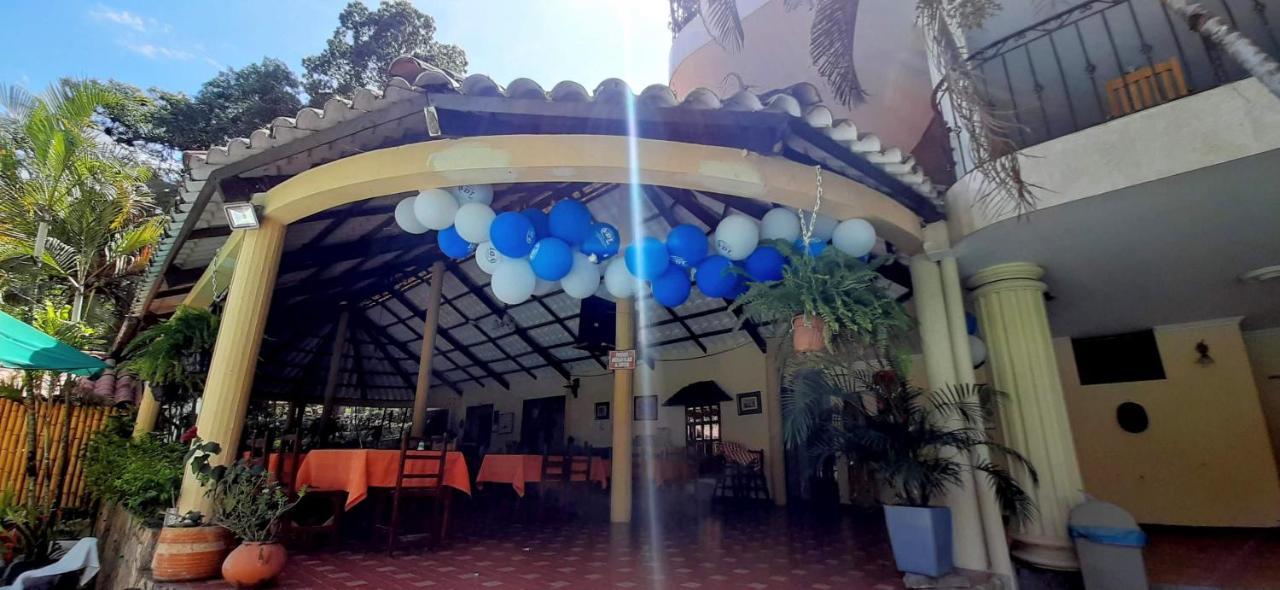 Hotel Campestre La Gaitana Tobia Exterior photo